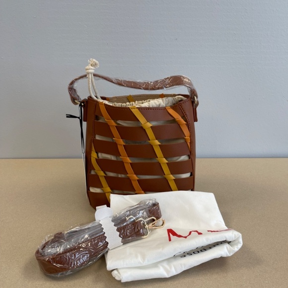 NWT Mersi Vegan Leather Kara Bucket Bag, Brown - Picture 2 of 7